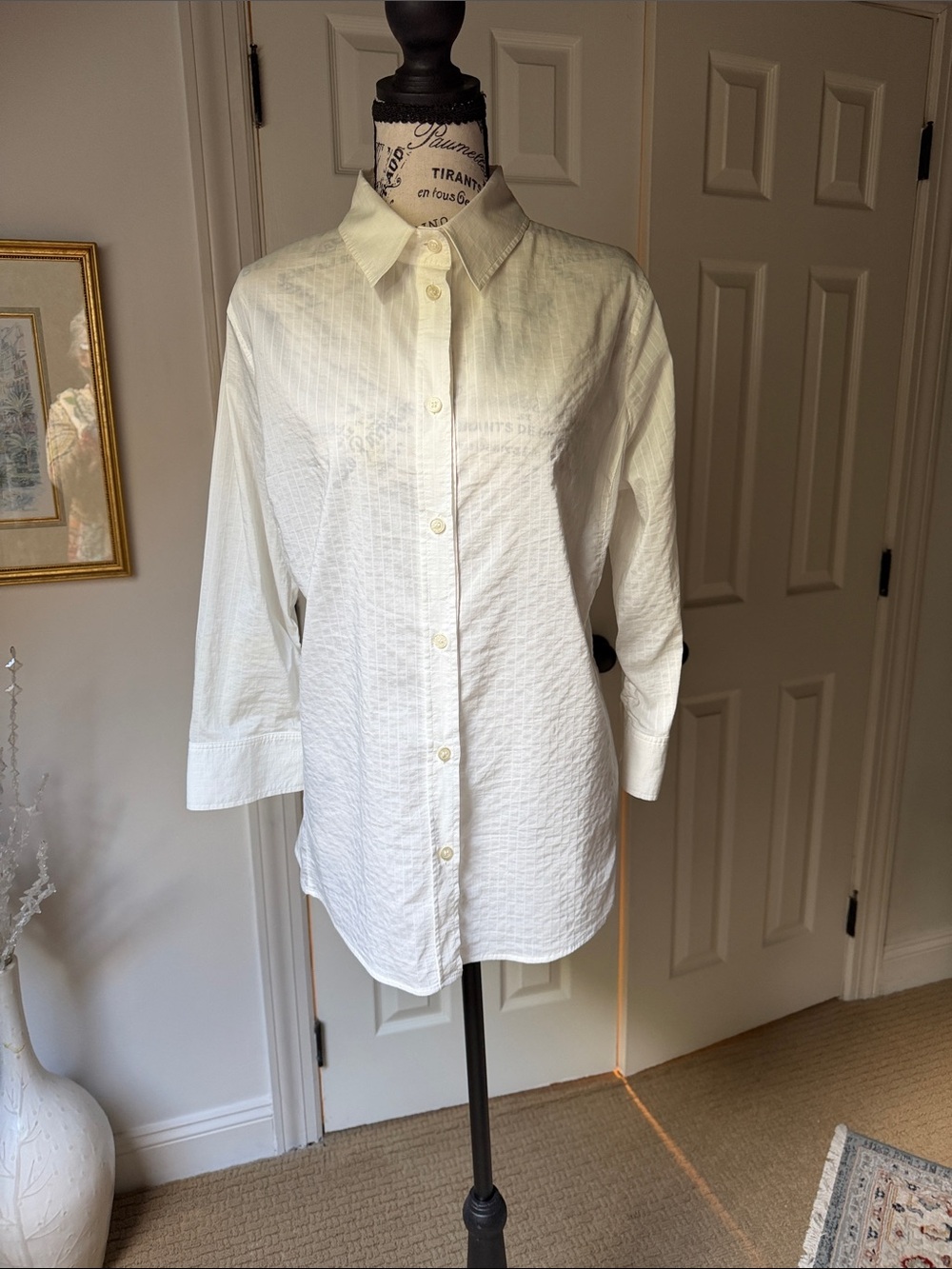 Armani Collezioni White Textured Button-Up Blouse